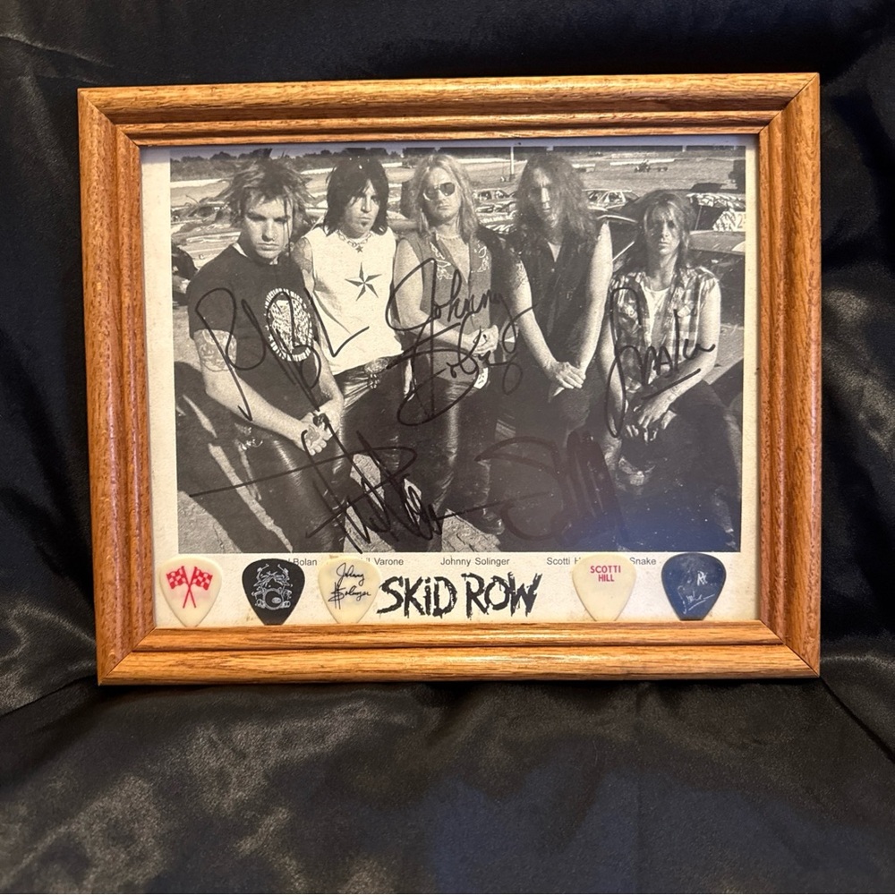 SKID ROW Authentic Autographed 8x10 Photo & Guitar Picks In Frame Rachel Bolan
